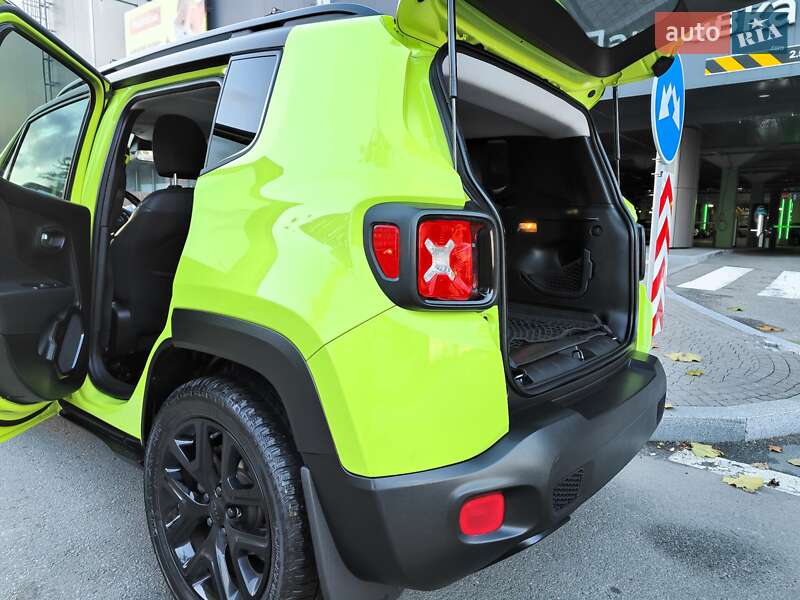 Внедорожник / Кроссовер Jeep Renegade 2017 в Киеве фото 16 Внедорожник / Кроссовер Jeep Renegade 2017 в Киеве