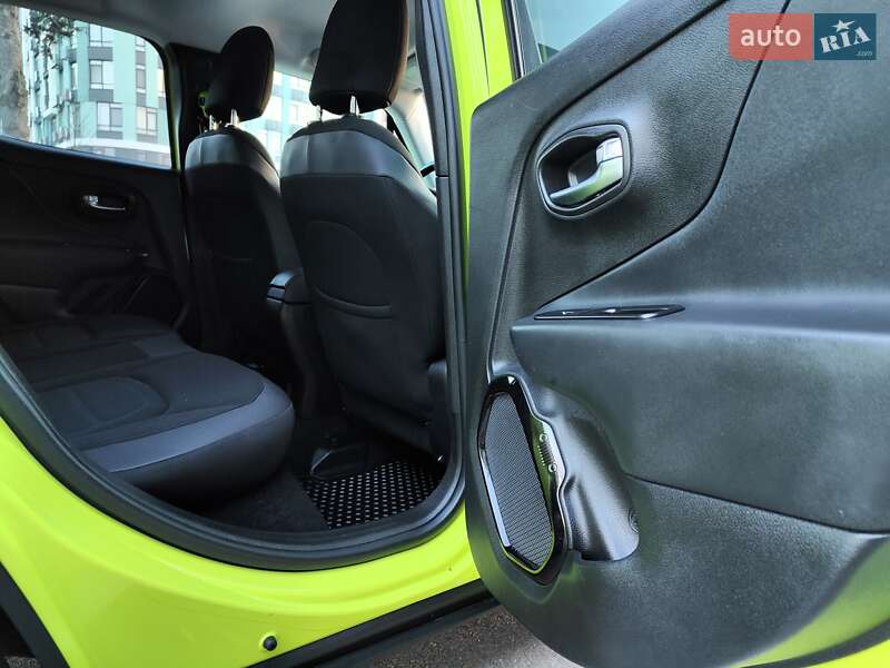 Внедорожник / Кроссовер Jeep Renegade 2017 в Киеве фото 59 Внедорожник / Кроссовер Jeep Renegade 2017 в Киеве