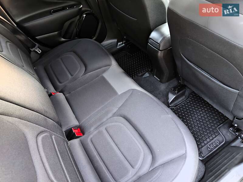 Внедорожник / Кроссовер Jeep Renegade 2017 в Киеве фото 62 Внедорожник / Кроссовер Jeep Renegade 2017 в Киеве