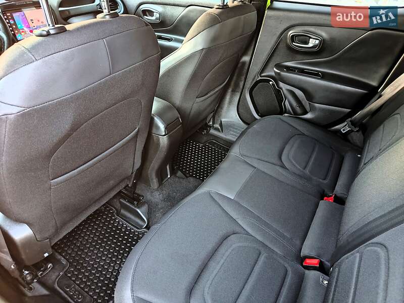 Внедорожник / Кроссовер Jeep Renegade 2017 в Киеве фото 48 Внедорожник / Кроссовер Jeep Renegade 2017 в Киеве