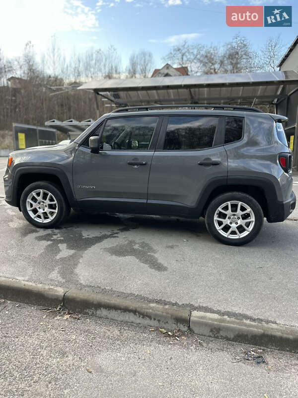 Внедорожник / Кроссовер Jeep Renegade 2019 в Киеве