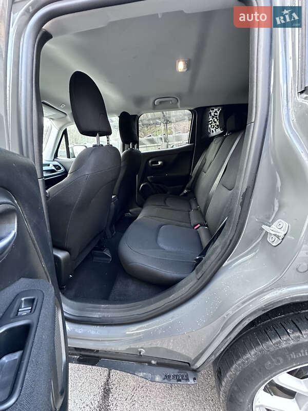 Внедорожник / Кроссовер Jeep Renegade 2019 в Киеве