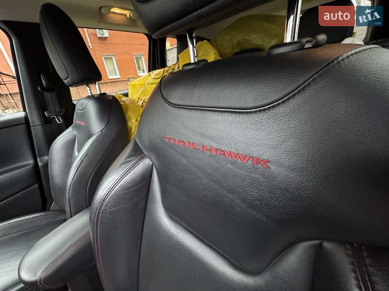 Внедорожник / Кроссовер Jeep Renegade 2016 в Виннице