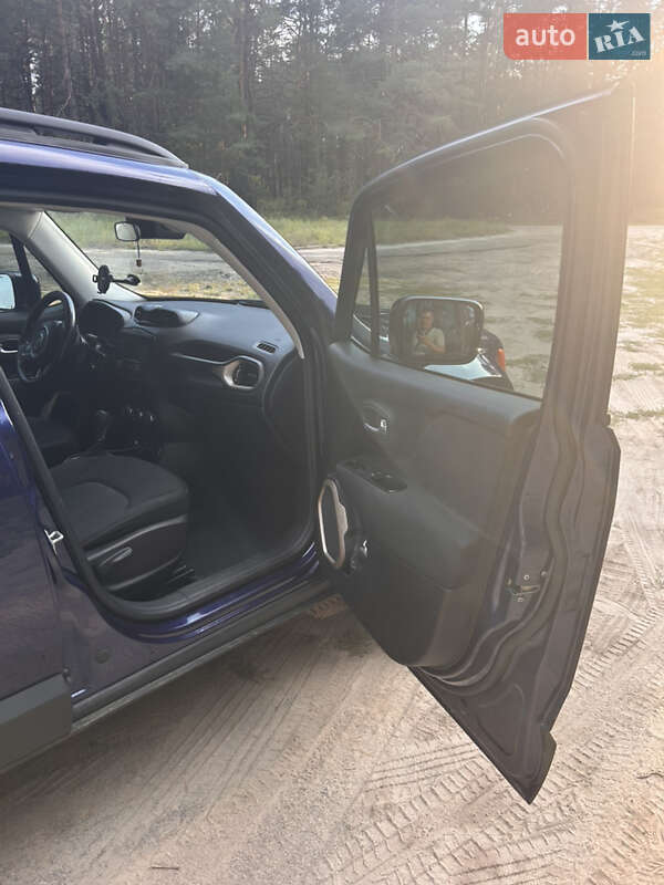 Позашляховик / Кросовер Jeep Renegade 2017 в Каневі