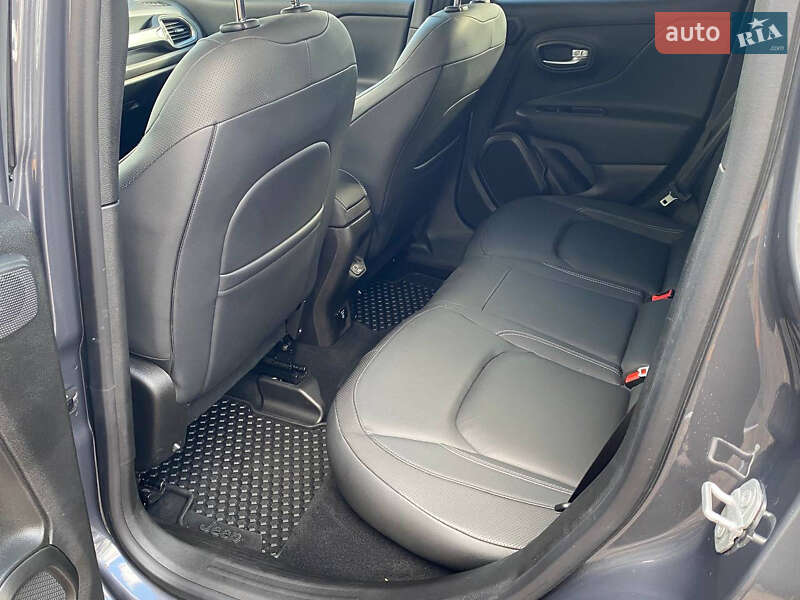 Позашляховик / Кросовер Jeep Renegade 2022 в Житомирі