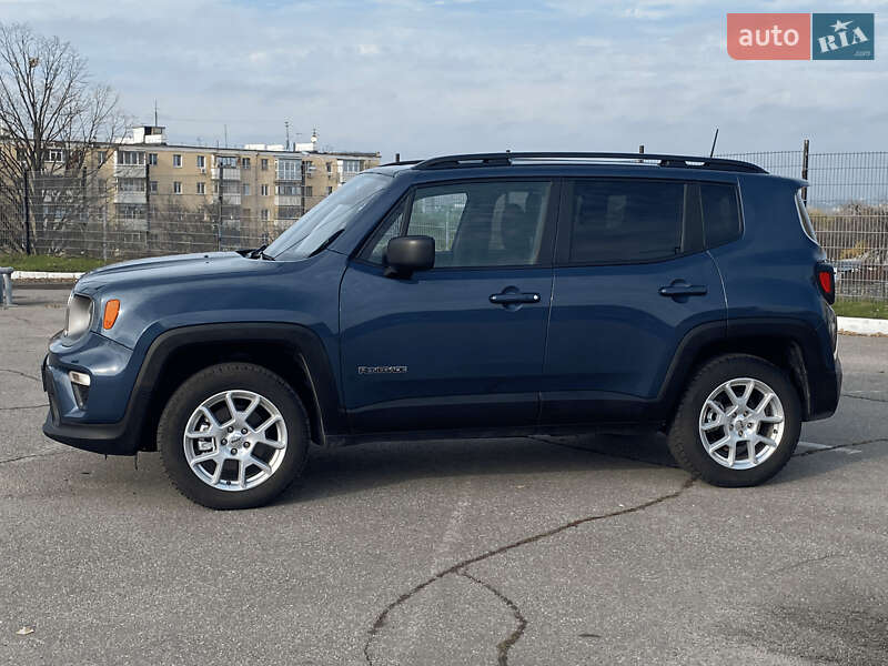 Внедорожник / Кроссовер Jeep Renegade 2022 в Киеве