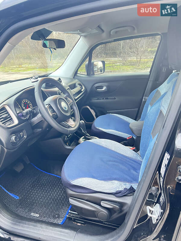 Внедорожник / Кроссовер Jeep Renegade 2015 в Чернигове