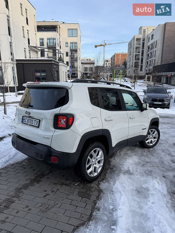 Позашляховик / Кросовер Jeep Renegade 2015 в Львові