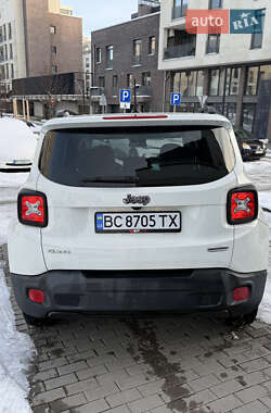 Внедорожник / Кроссовер Jeep Renegade 2015 в Львове