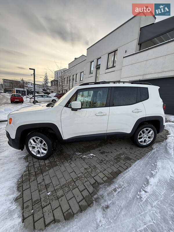 Позашляховик / Кросовер Jeep Renegade 2015 в Львові