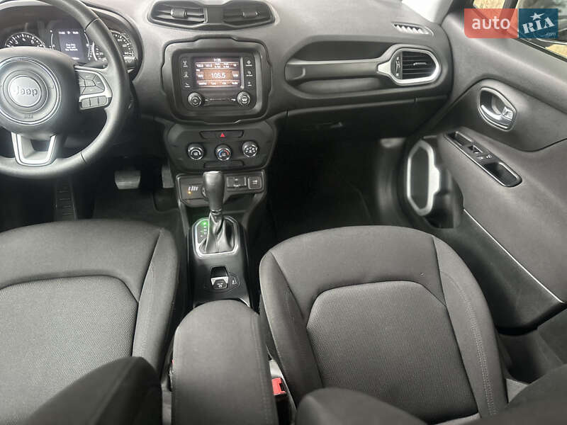 Внедорожник / Кроссовер Jeep Renegade 2017 в Киеве