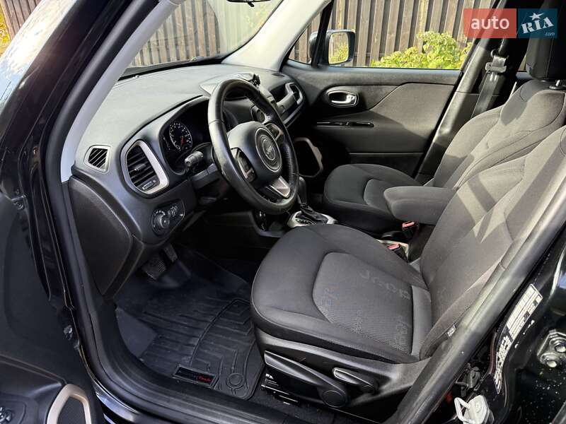 Позашляховик / Кросовер Jeep Renegade 2016 в Києві