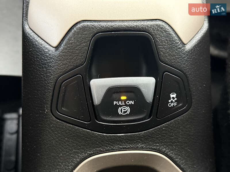 Позашляховик / Кросовер Jeep Renegade 2017 в Житомирі