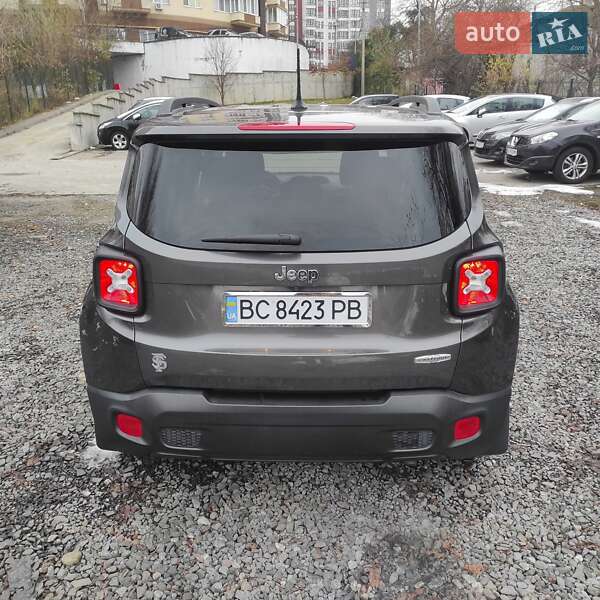 Внедорожник / Кроссовер Jeep Renegade 2016 в Львове