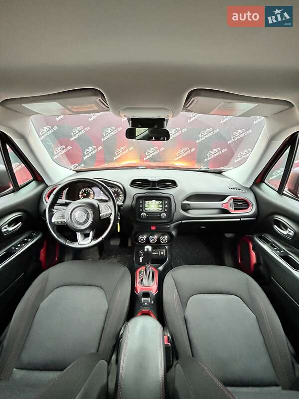 Внедорожник / Кроссовер Jeep Renegade 2015 в Сумах