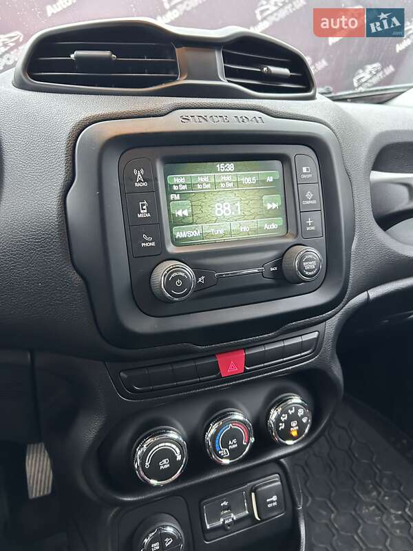 Внедорожник / Кроссовер Jeep Renegade 2015 в Сумах