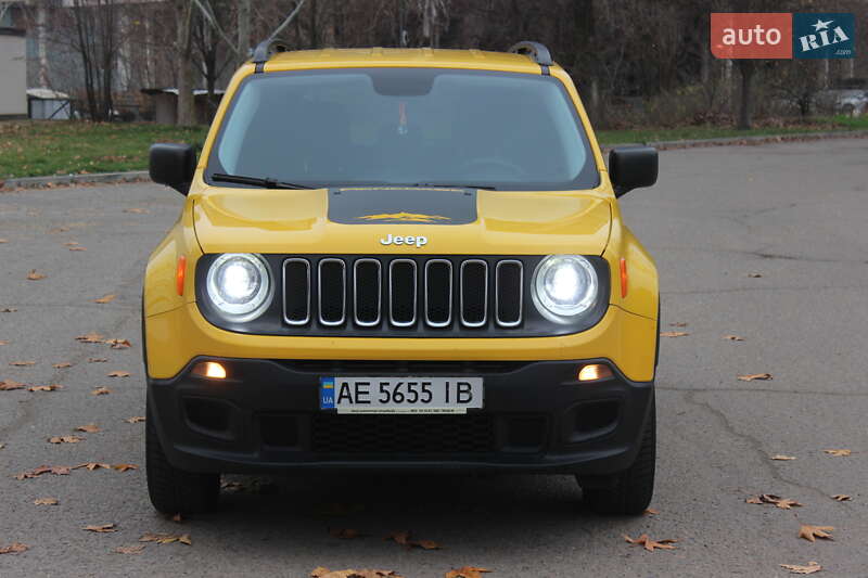 Позашляховик / Кросовер Jeep Renegade 2016 в Дніпрі фото 4 Позашляховик / Кросовер Jeep Renegade 2016 в Дніпрі
