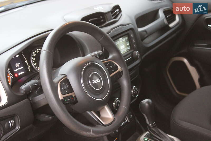 Позашляховик / Кросовер Jeep Renegade 2016 в Дніпрі фото 19 Позашляховик / Кросовер Jeep Renegade 2016 в Дніпрі
