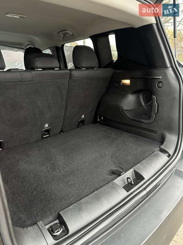 Внедорожник / Кроссовер Jeep Renegade 2016 в Сумах