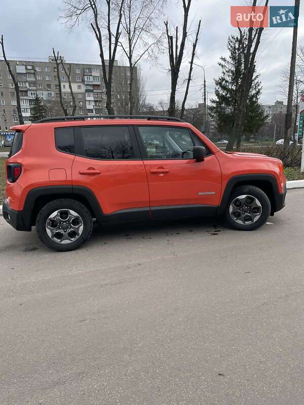 Внедорожник / Кроссовер Jeep Renegade 2017 в Харькове фото 12 Внедорожник / Кроссовер Jeep Renegade 2017 в Харькове