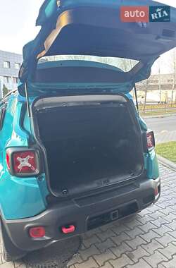 Внедорожник / Кроссовер Jeep Renegade 2021 в Киеве