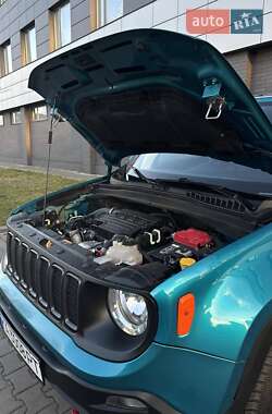 Внедорожник / Кроссовер Jeep Renegade 2021 в Киеве