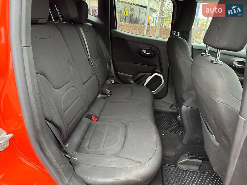 Внедорожник / Кроссовер Jeep Renegade 2018 в Киеве фото 10 Внедорожник / Кроссовер Jeep Renegade 2018 в Киеве