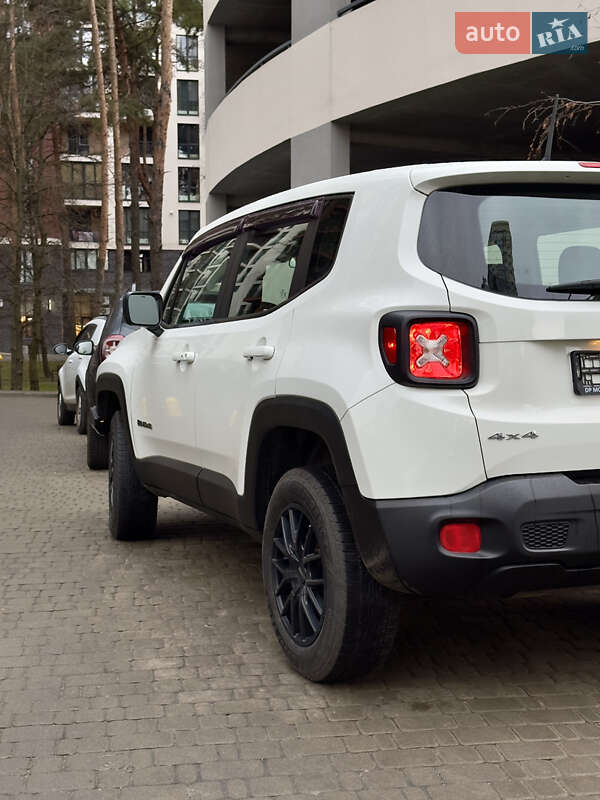 Внедорожник / Кроссовер Jeep Renegade 2018 в Киеве фото 11 Внедорожник / Кроссовер Jeep Renegade 2018 в Киеве