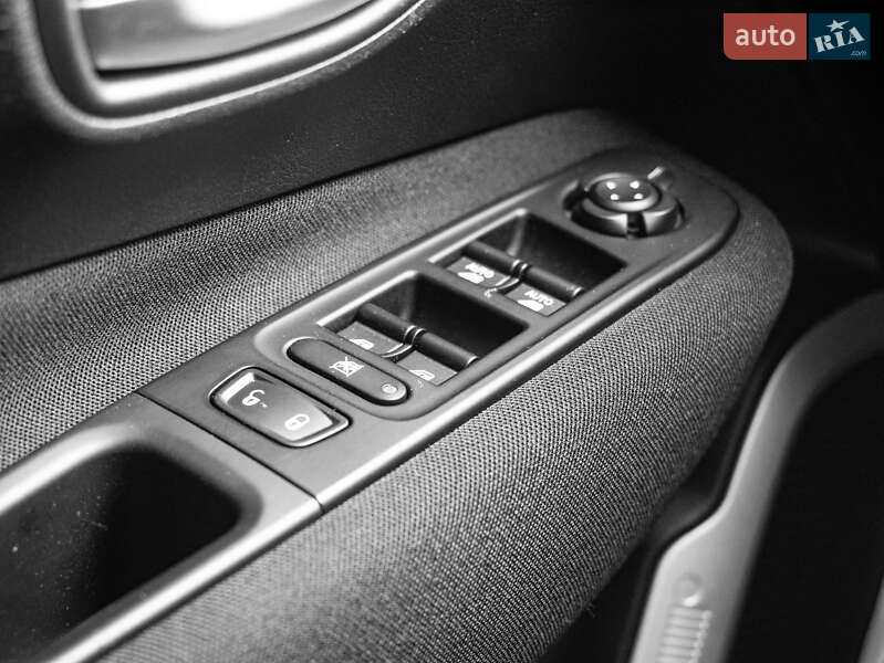 Внедорожник / Кроссовер Jeep Renegade 2020 в Киеве