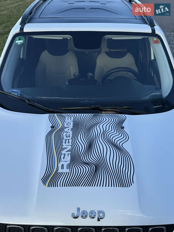 Позашляховик / Кросовер Jeep Renegade 2017 в Харкові