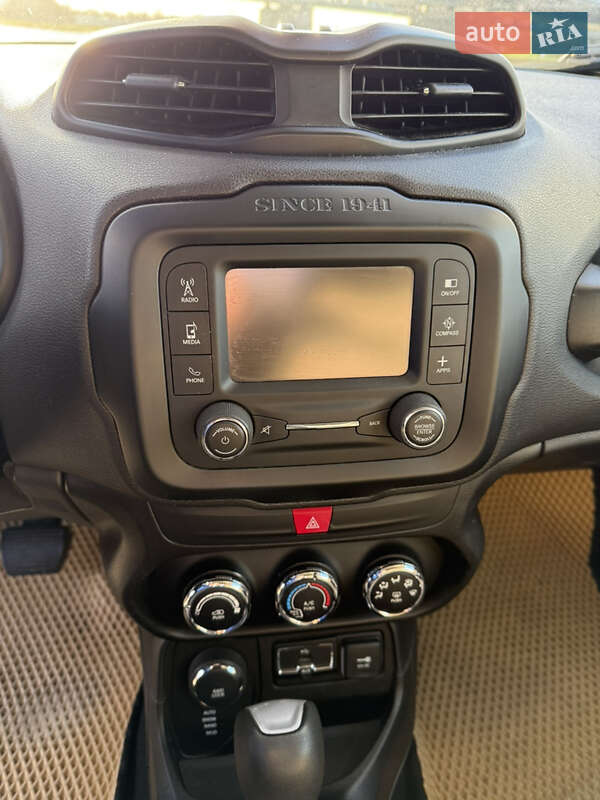 Позашляховик / Кросовер Jeep Renegade 2017 в Харкові