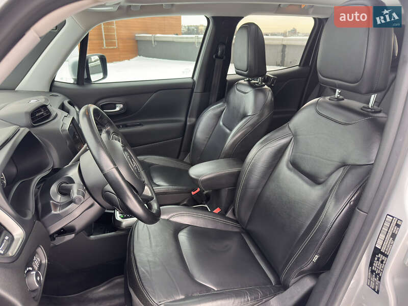 Позашляховик / Кросовер Jeep Renegade 2017 в Києві