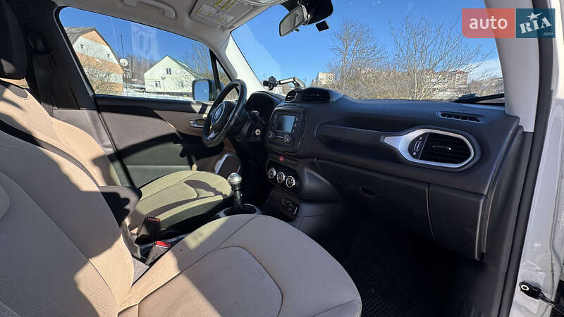 Позашляховик / Кросовер Jeep Renegade 2015 в Львові фото 11 Позашляховик / Кросовер Jeep Renegade 2015 в Львові