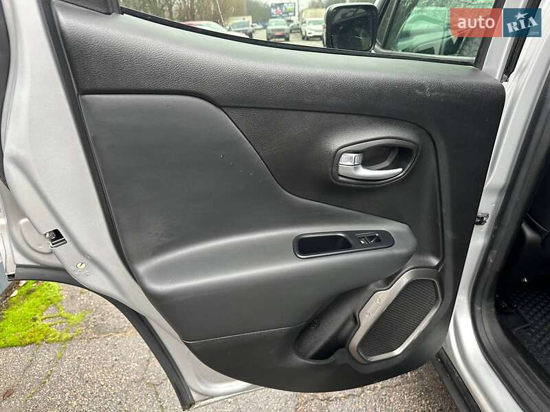 Внедорожник / Кроссовер Jeep Renegade 2019 в Полтаве