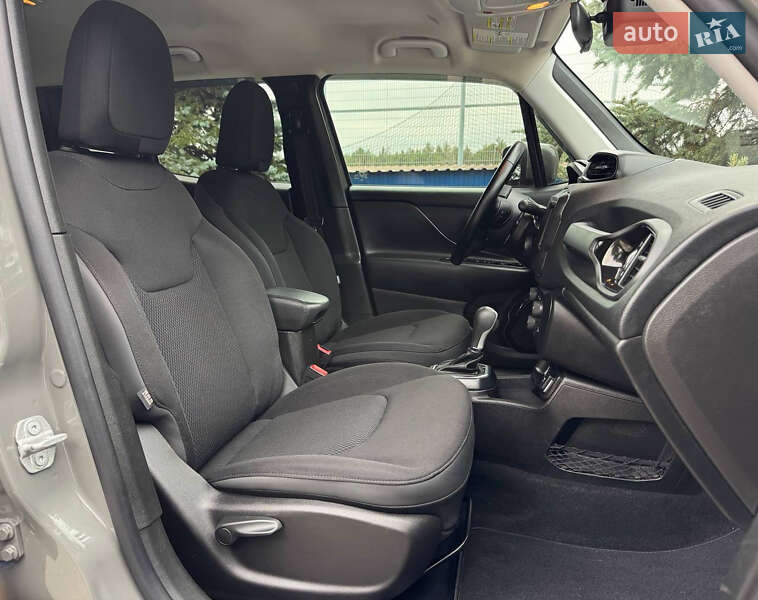 Внедорожник / Кроссовер Jeep Renegade 2020 в Киеве