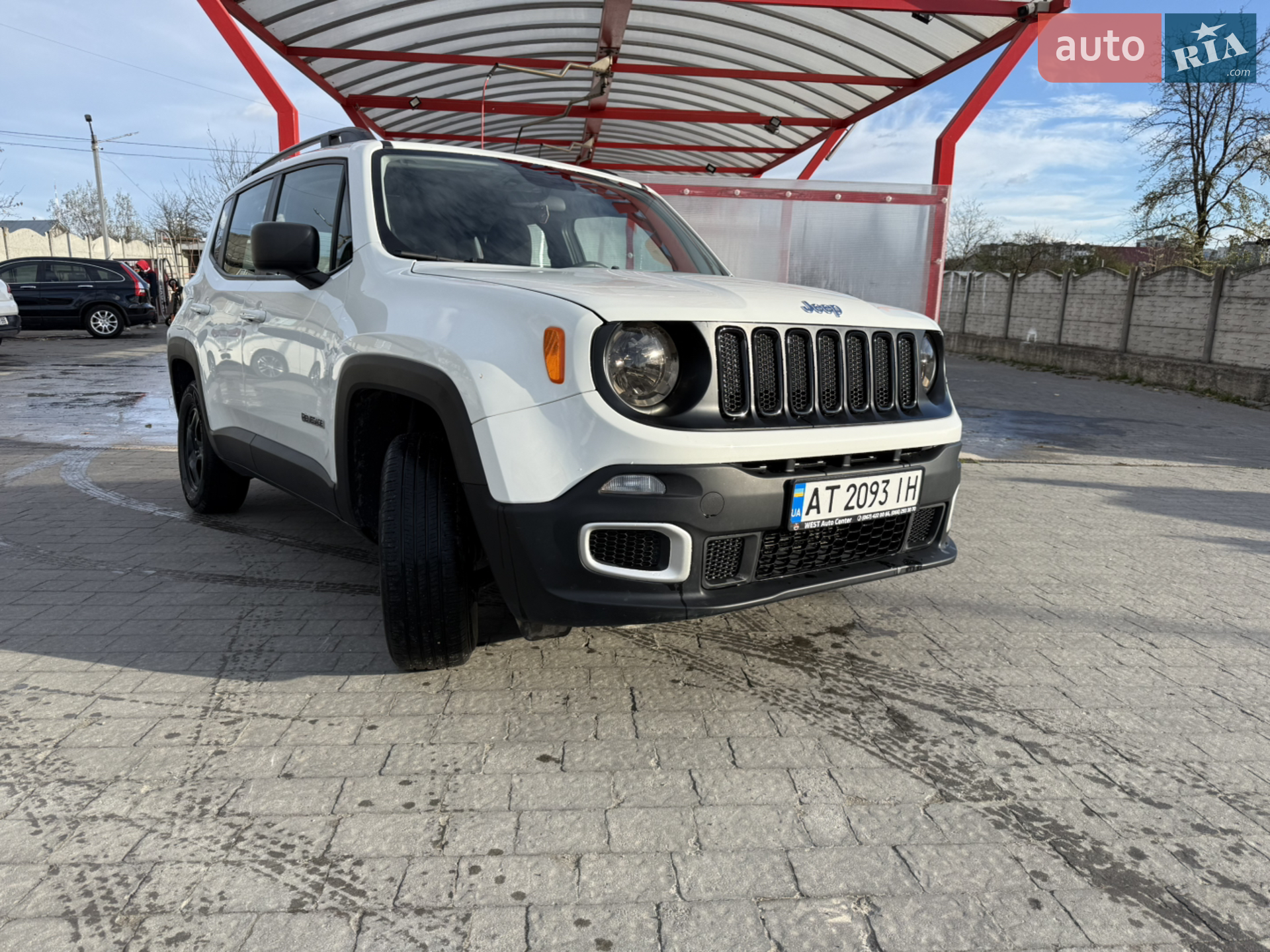 2016 Jeep Renegade - мініатюра 2