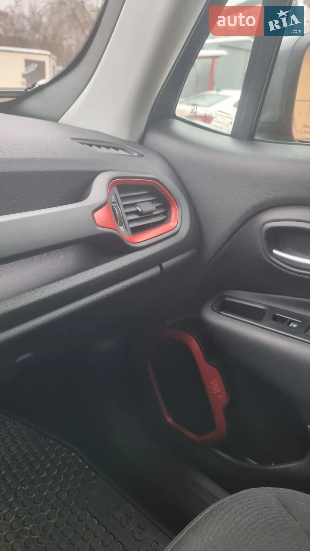 2019 Jeep Renegade - мініатюра 33