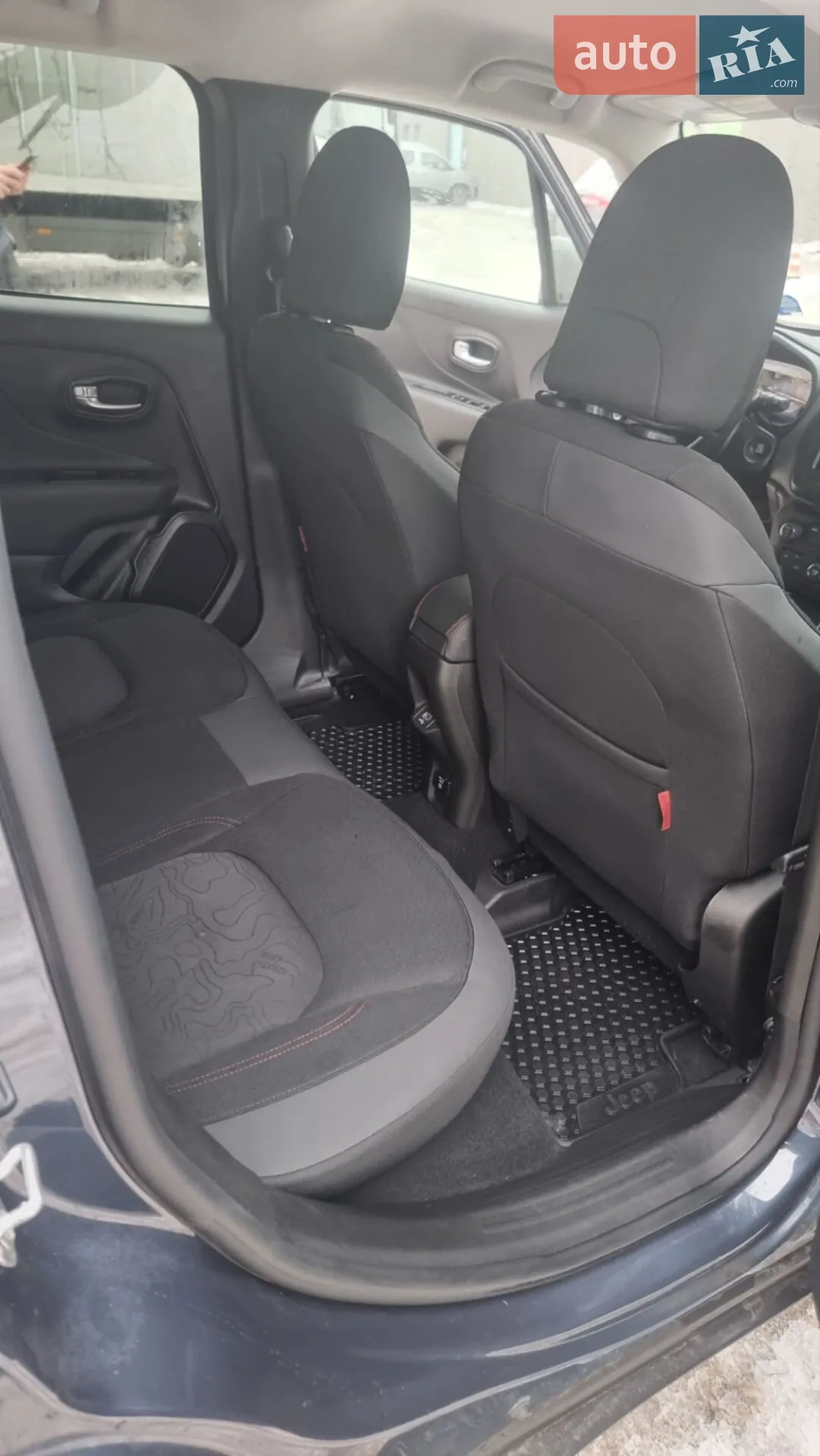 2019 Jeep Renegade - мініатюра 38