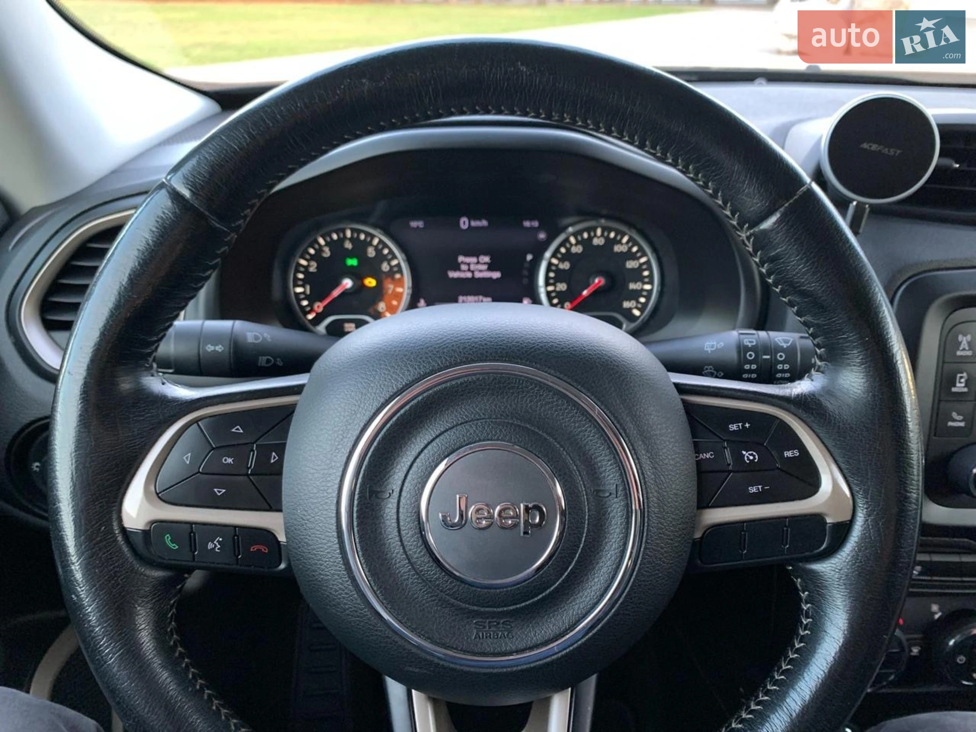 2015 Jeep Renegade - мініатюра 32