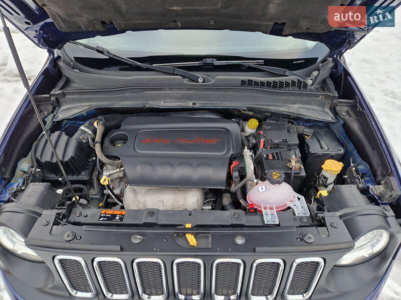 Внедорожник / Кроссовер Jeep Renegade 2017 в Киеве