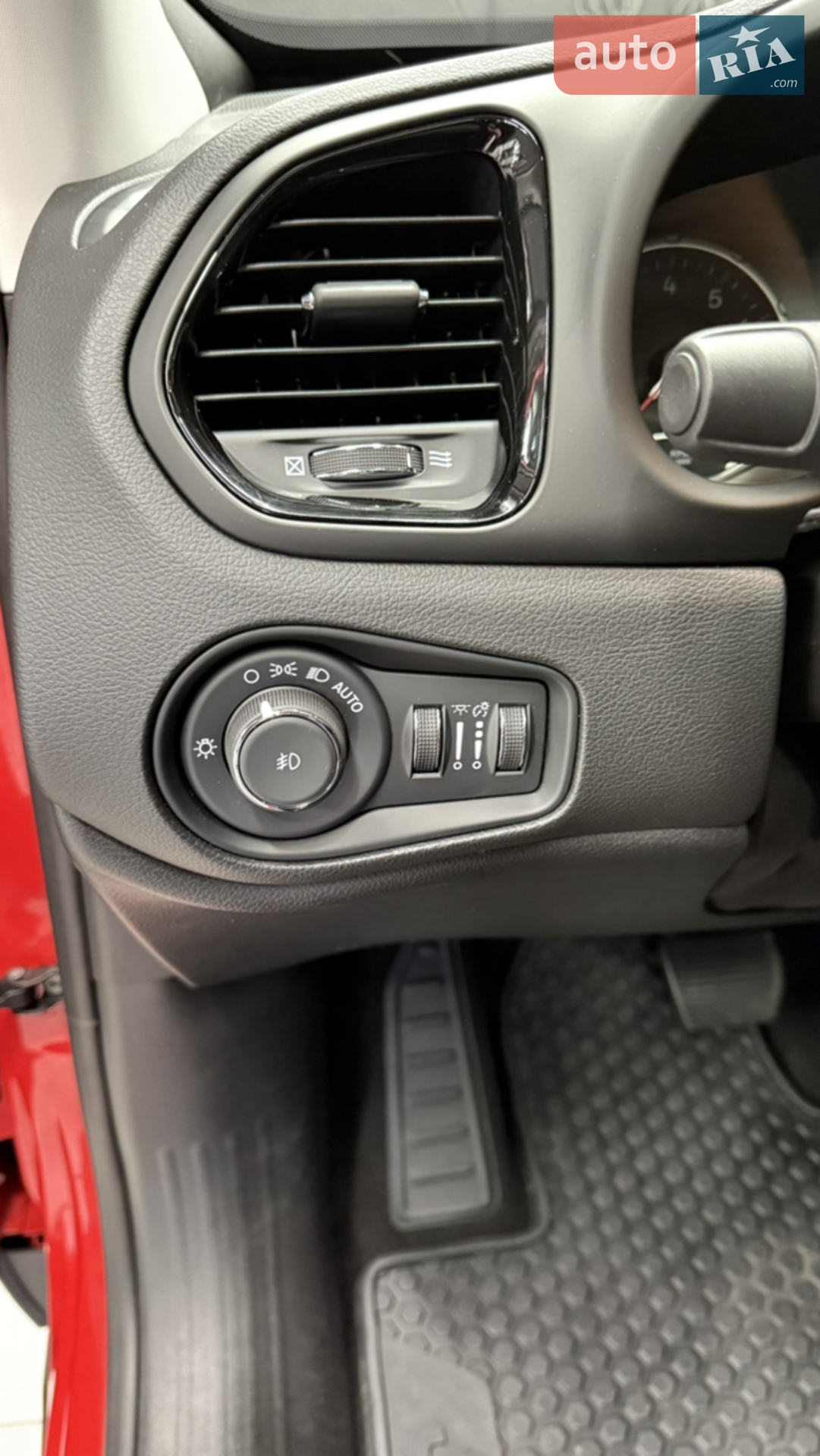2023 Jeep Renegade - мініатюра 54