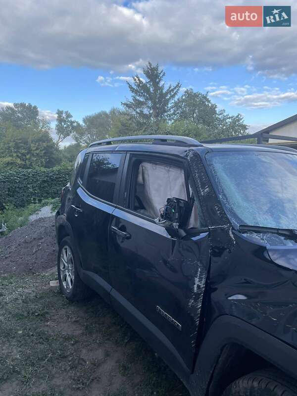 Внедорожник / Кроссовер Jeep Renegade 2015 в Брусилове