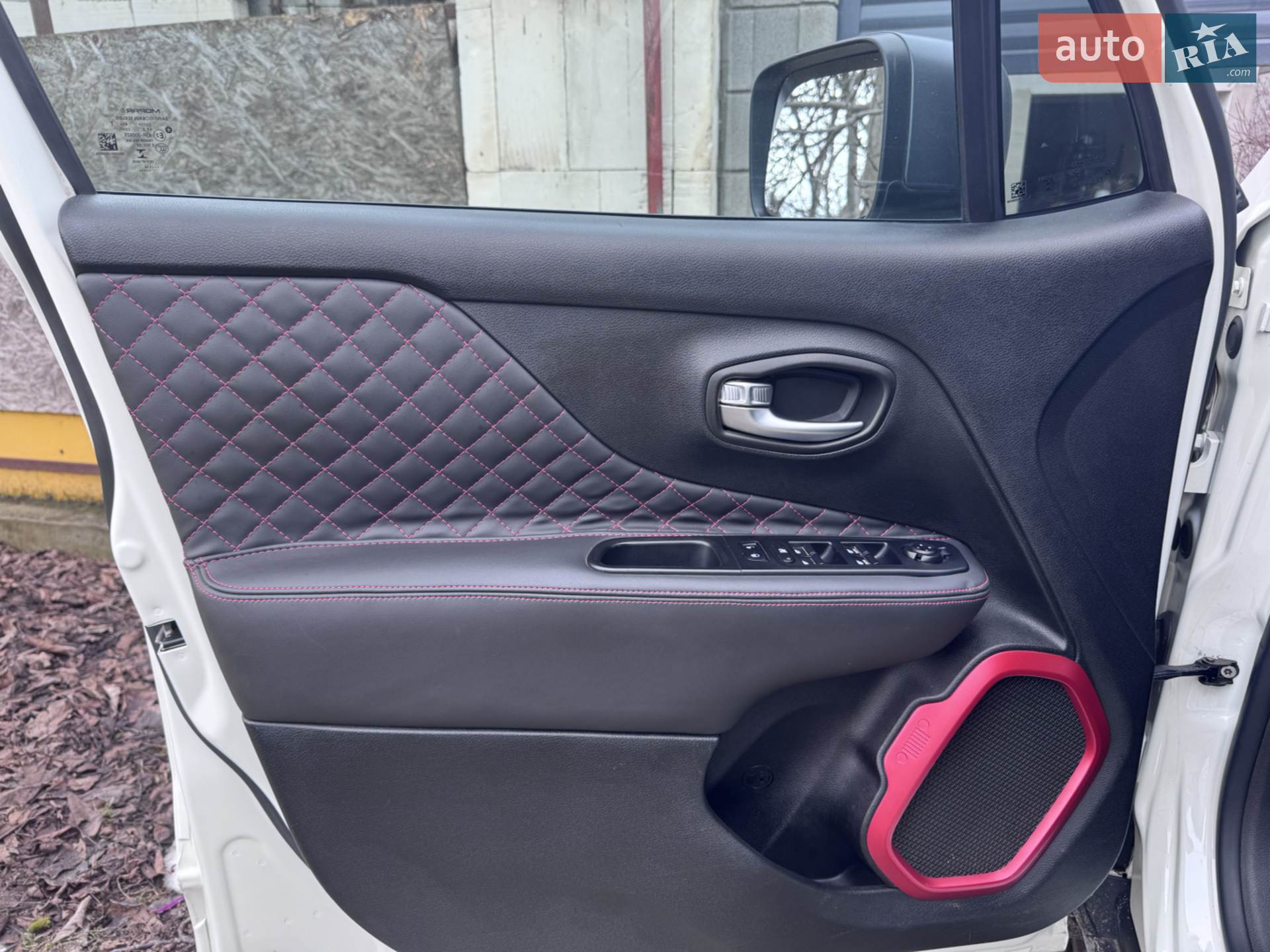 2016 Jeep Renegade - мініатюра 13