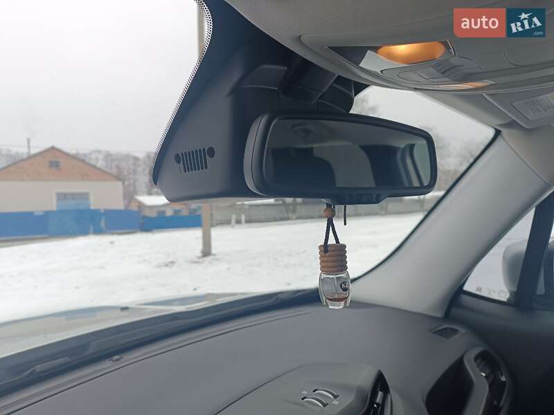 Внедорожник / Кроссовер Jeep Renegade 2017 в Полтаве