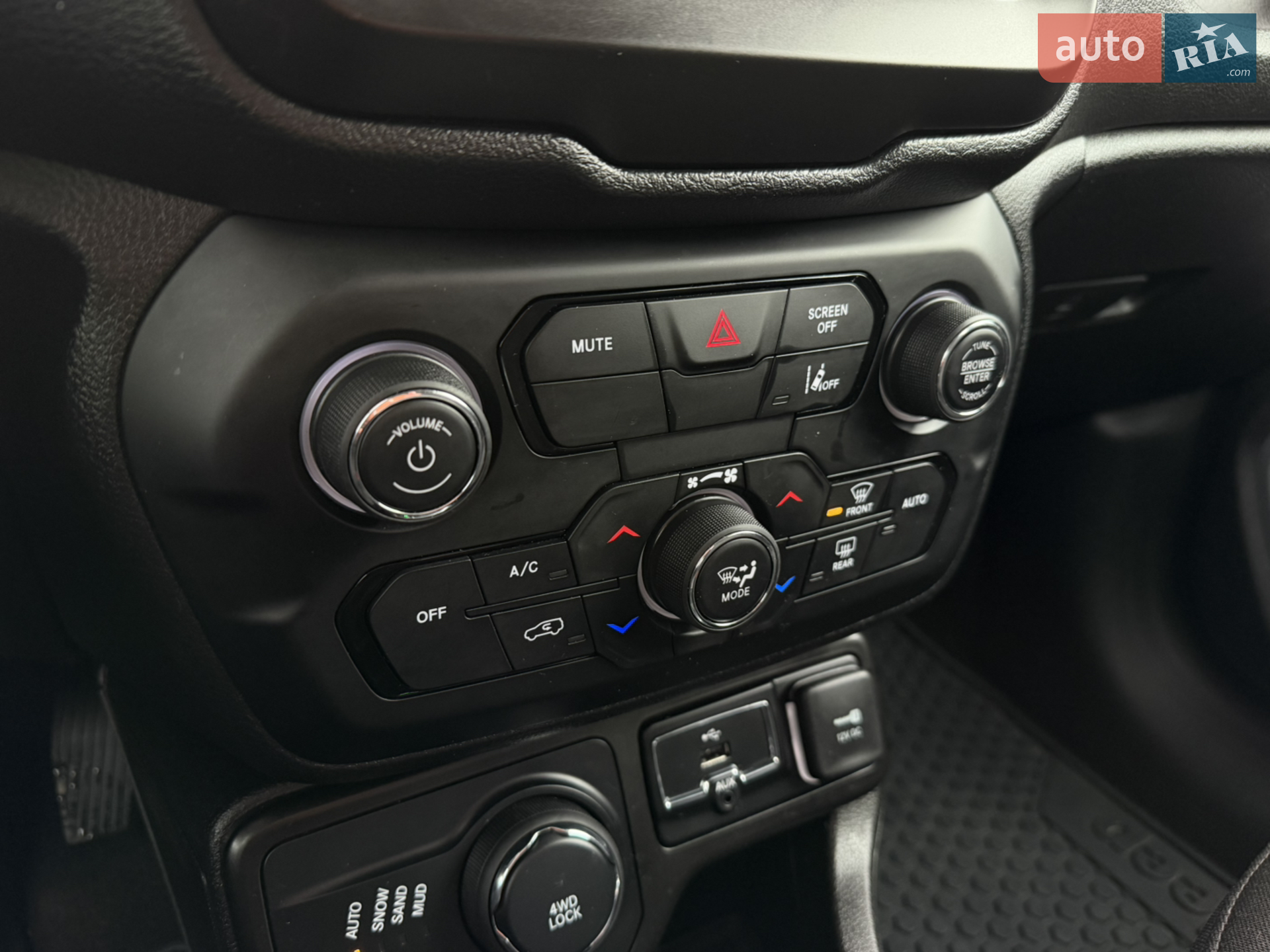 2021 Jeep Renegade - мініатюра 14