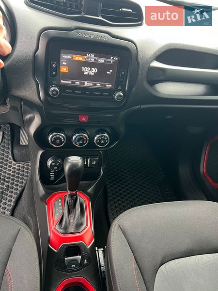 Внедорожник / Кроссовер Jeep Renegade 2015 в Диканьке