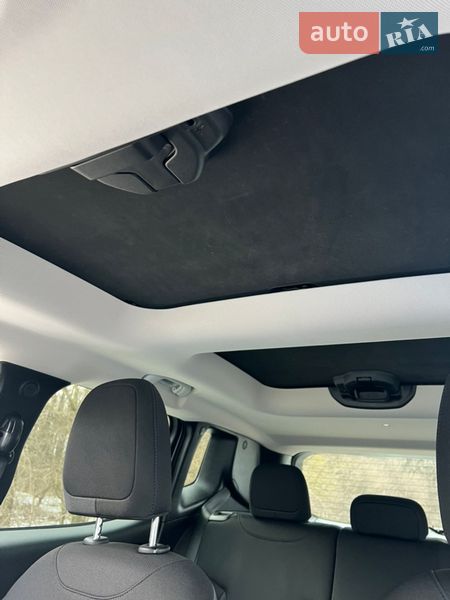 Внедорожник / Кроссовер Jeep Renegade 2015 в Диканьке