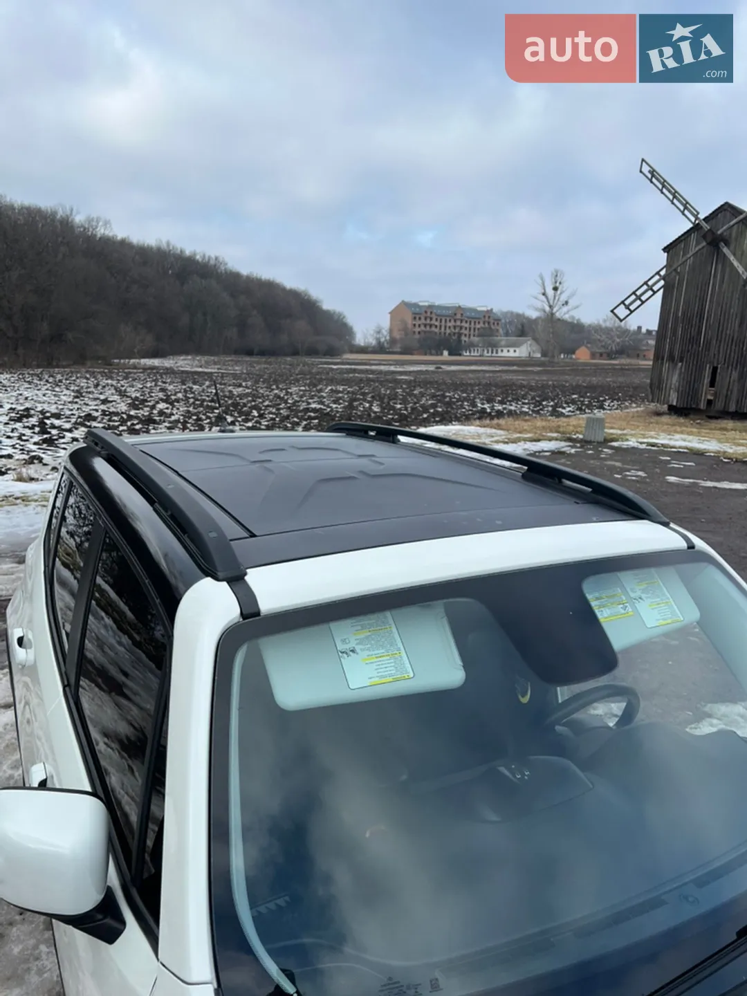 2015 Jeep Renegade - мініатюра 28