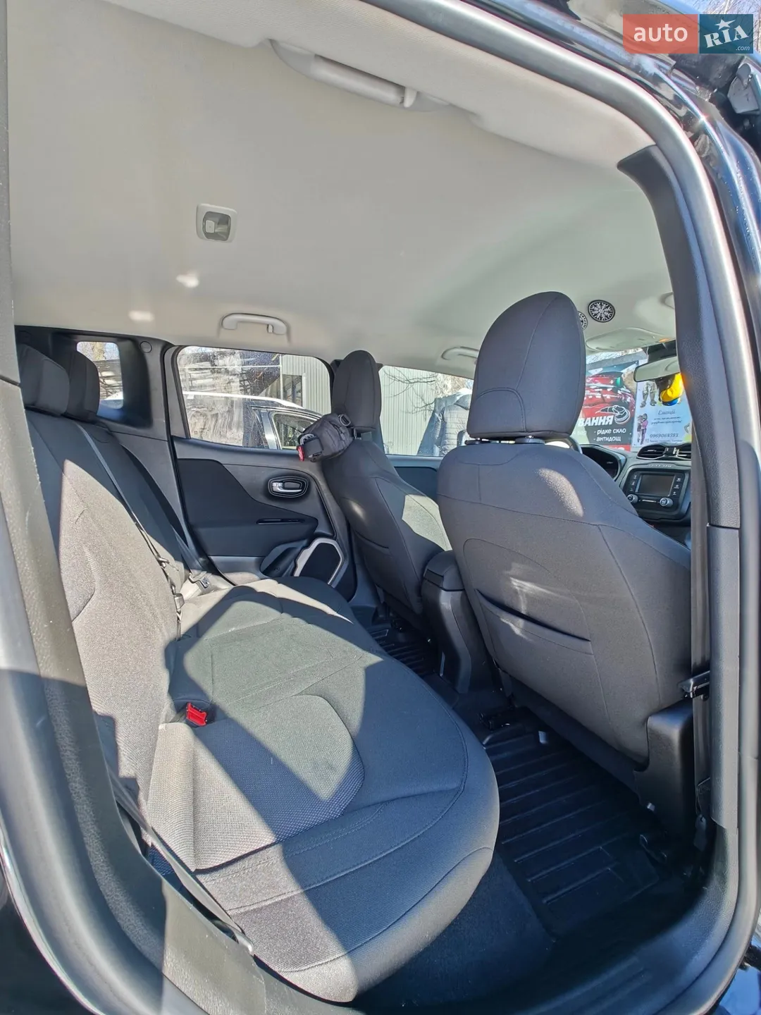 2017 Jeep Renegade - мініатюра 7