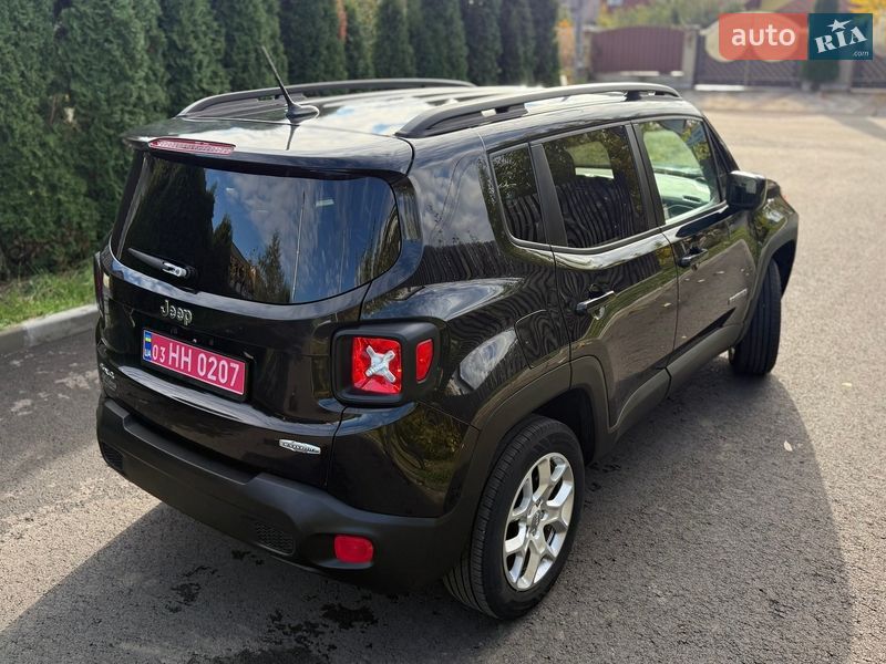 Внедорожник / Кроссовер Jeep Renegade 2016 в Киеве